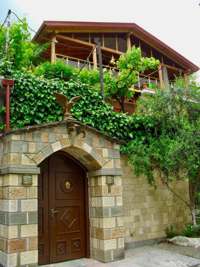 Alimeti Guesthouse Берат Екстер'єр фото