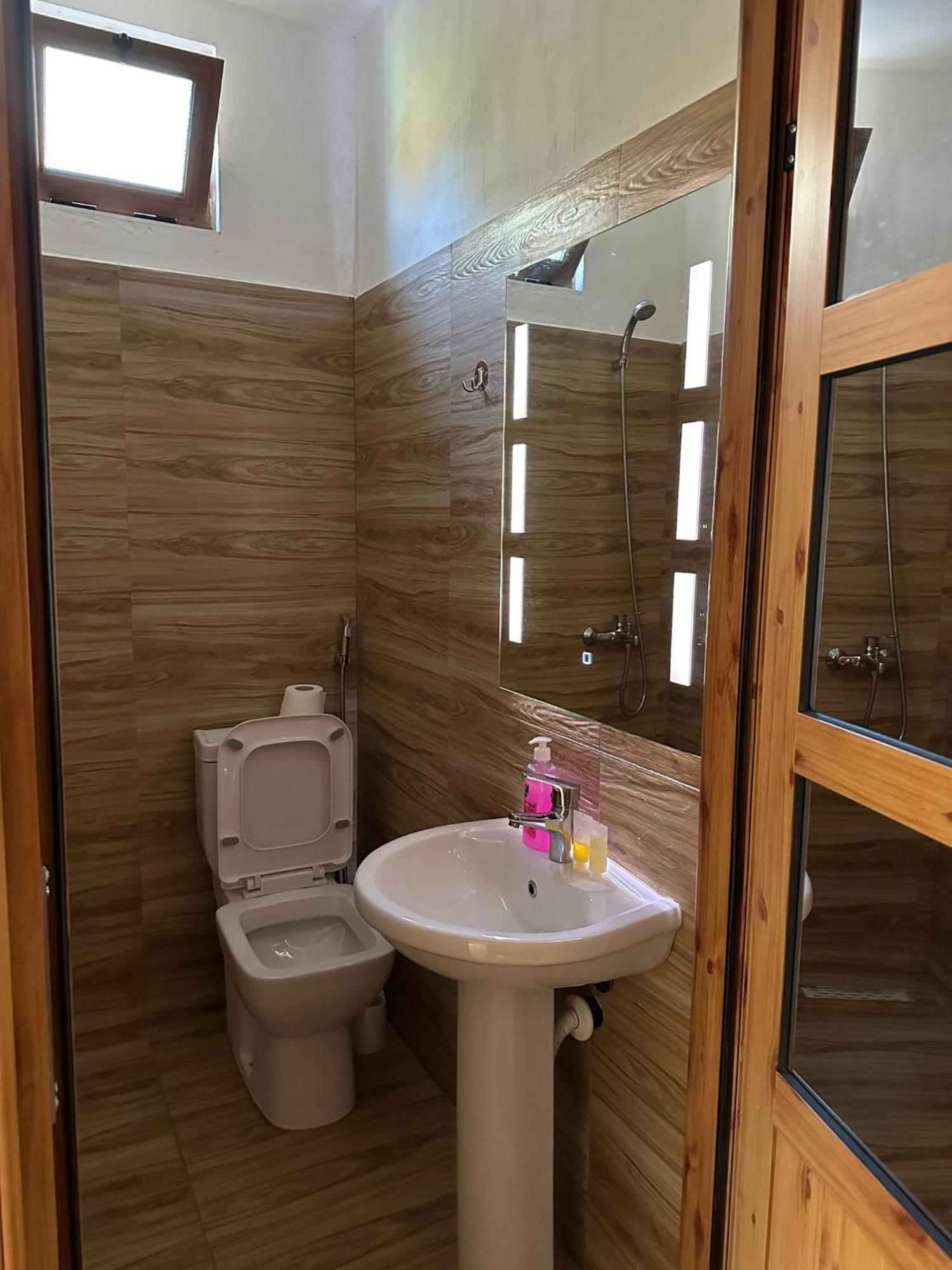 Alimeti Guesthouse Берат Екстер'єр фото